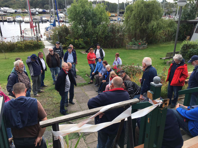 Wenn der Vorstand spricht, lauschen die Mitglieder