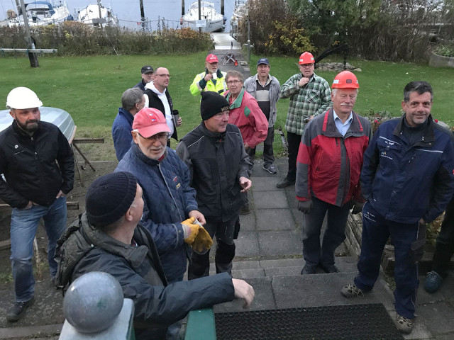 ... und dabei genießt er ungeteilte Aufmerksamkeit ;-)