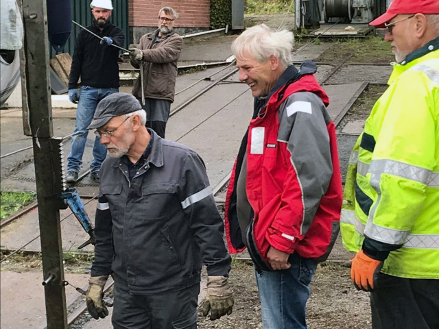 Ups - das Boot ist etwas hecklastig ;-)