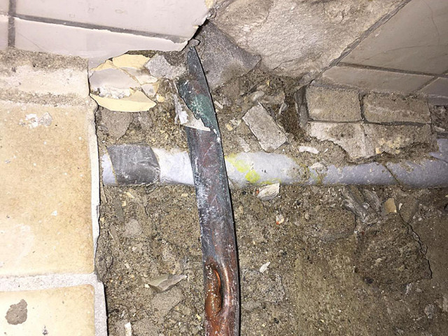 ... und nicht in jedem Fall ist das eine gute Idee gewesen.<br/>
Wenn weiches Kupfer auf den harten Meiße trifft, steht der Sieger schon vorher fest ...