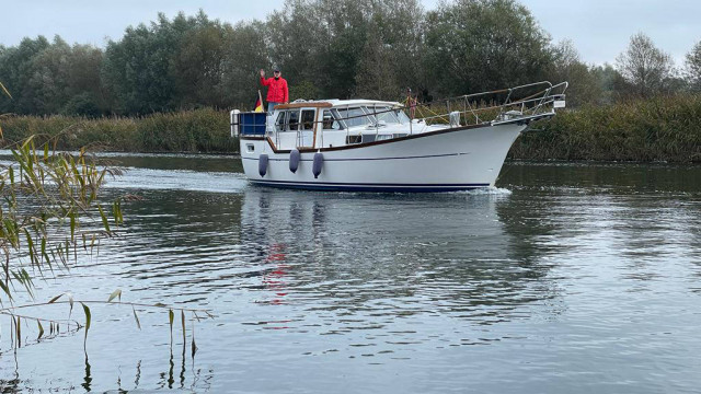 Alle fahren schön brav an der Kamera vorbei ...
