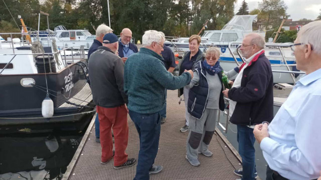 Ankunft beim WSV Mölln ...