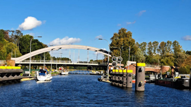 Und am Sonntag unauffällig zurückfahren. ;-)